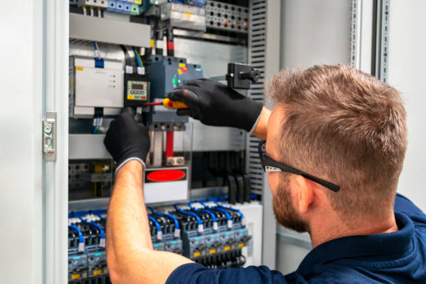 Best Affordable Emergency Electrician  in Rush City, MN